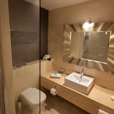 فندق Hotel Kilkenny