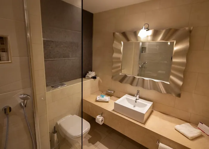 Отель Hotel Kilkenny