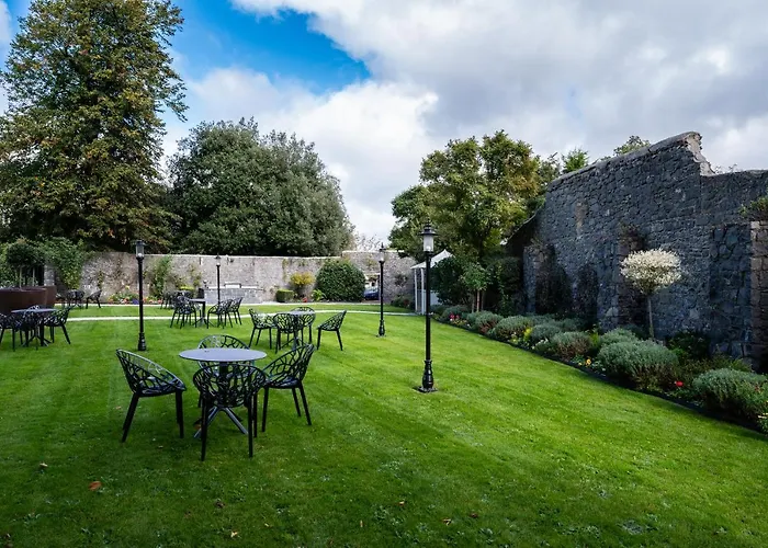 Отель Hotel Kilkenny